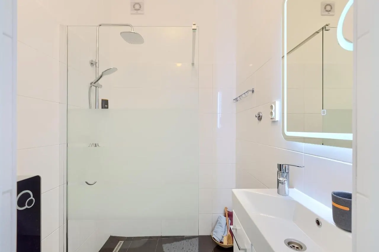 Large Apartment In City Centre Pula!